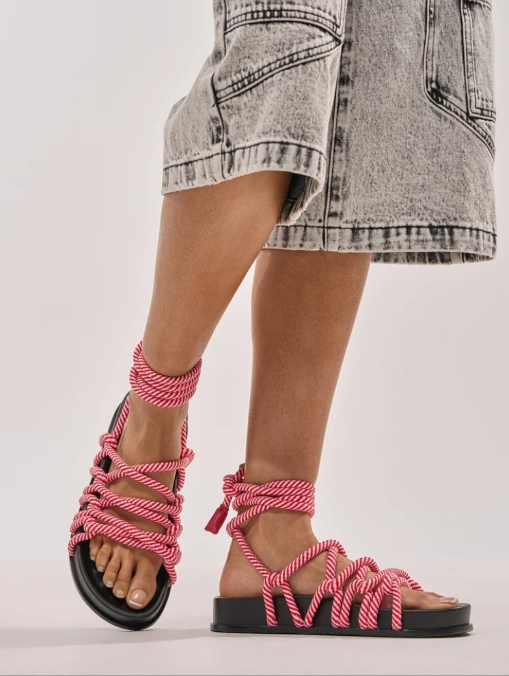 NEW Azalea Wang Einer Red Rope Flatform Sandals Women's 9